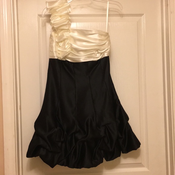 black spring formal dresses